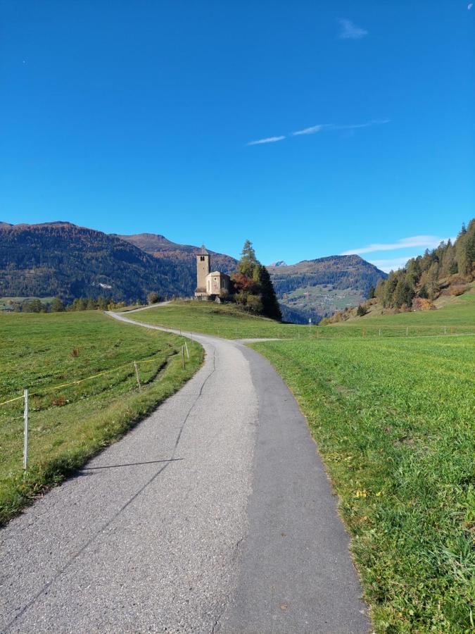 Apartamento Ferien In Der Region Lenzerheide Exterior foto